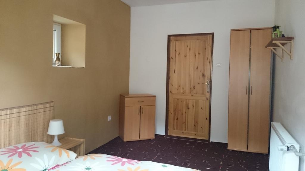 Chalupa U Potoka Stare Hory Room photo
